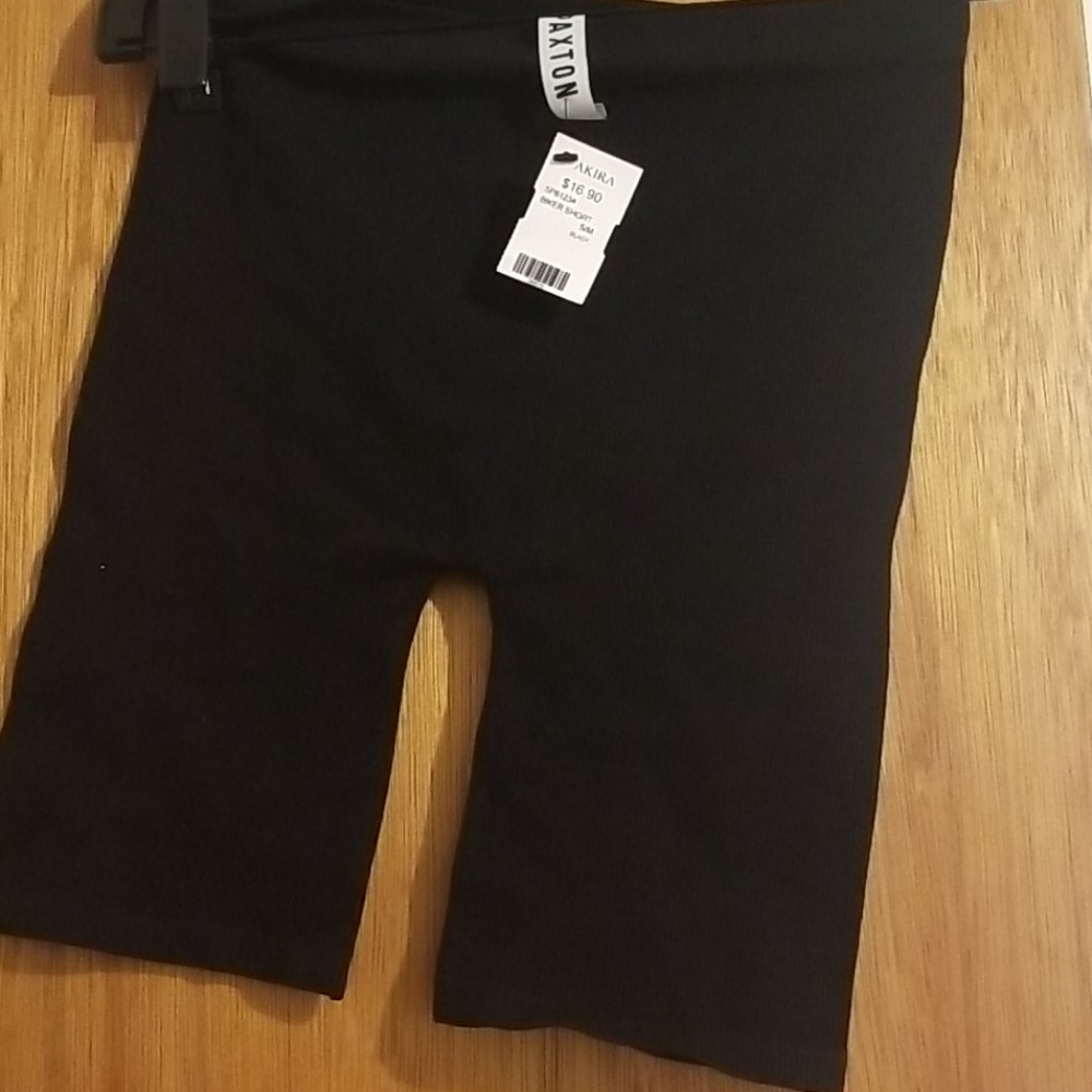 Akira praxton biker shorts